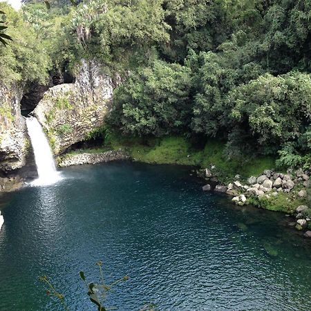 Le Beau Vallon 1- Jacuzzi Privatif Et Piscine Chauffee Partagee Сен-Бенуа Екстер'єр фото