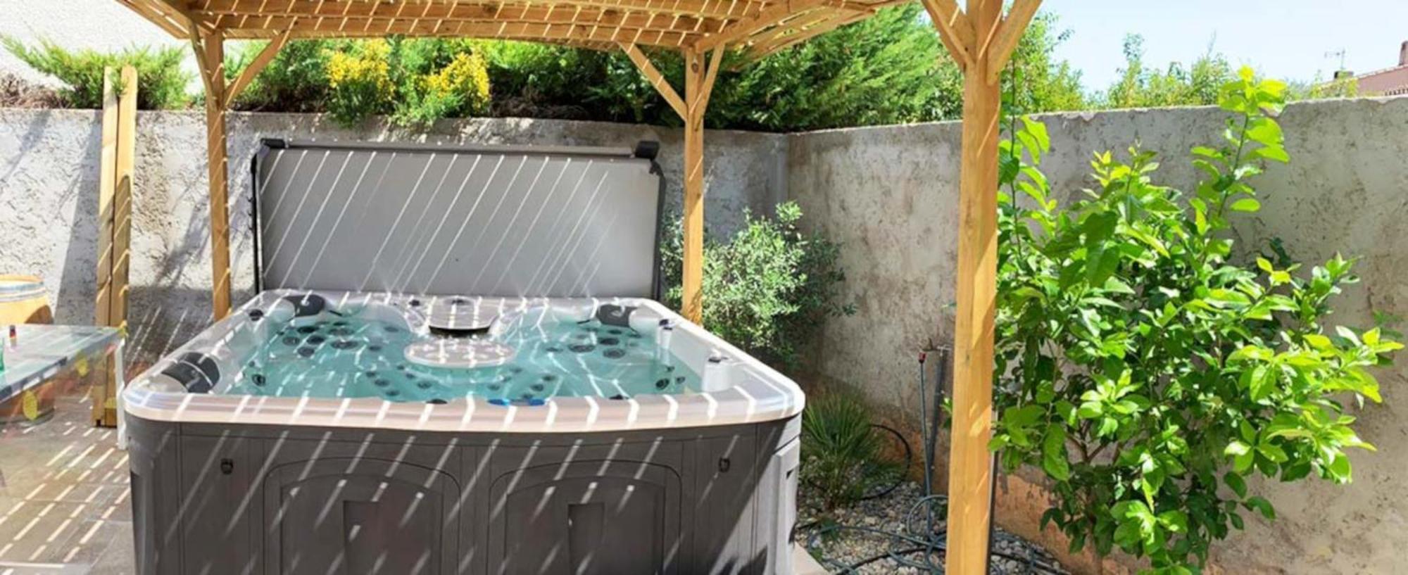 Le Beau Vallon 1- Jacuzzi Privatif Et Piscine Chauffee Partagee Сен-Бенуа Екстер'єр фото